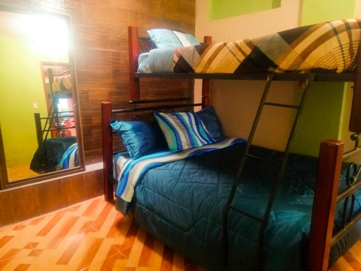バーニョス Casa La Ponderosaヴィラ エクステリア 写真