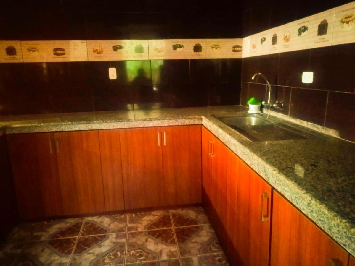 バーニョス Casa La Ponderosaヴィラ エクステリア 写真