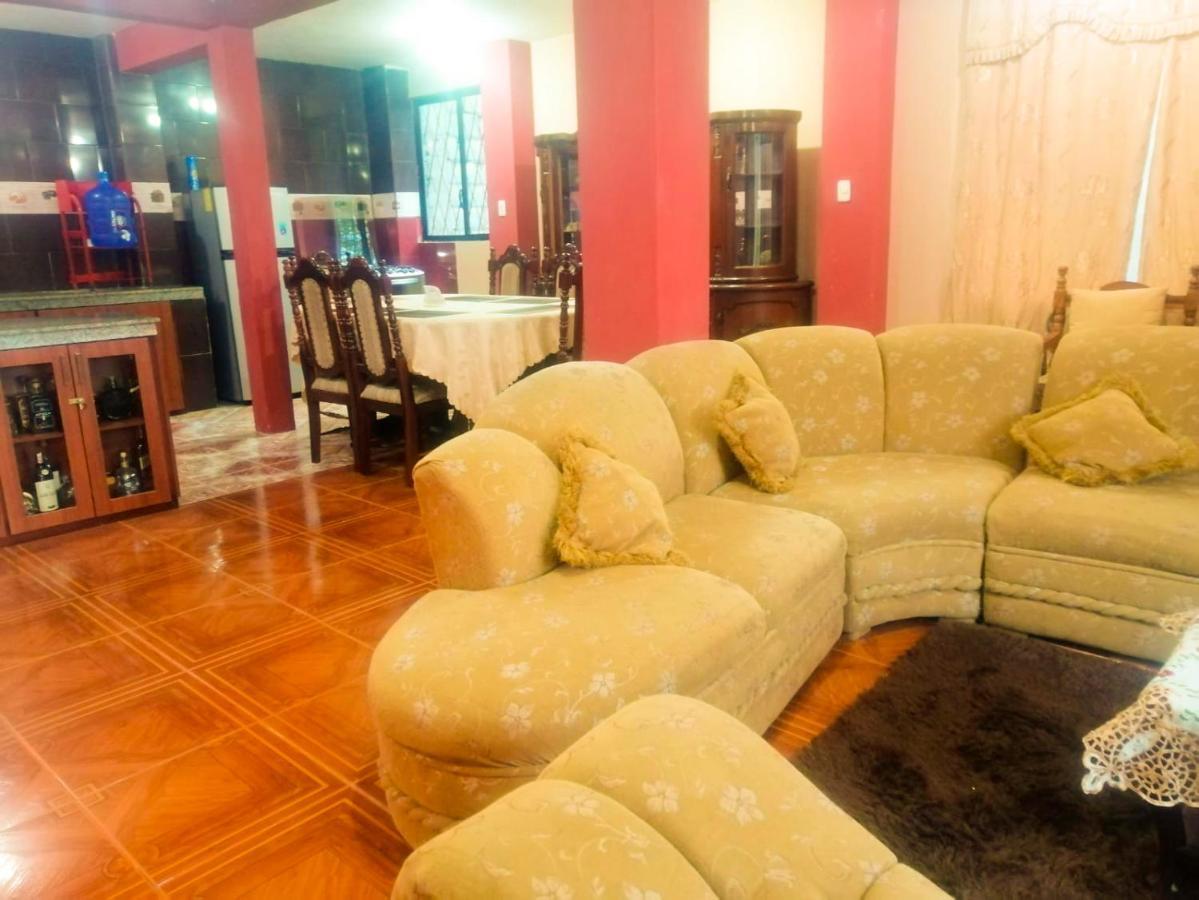 バーニョス Casa La Ponderosaヴィラ エクステリア 写真